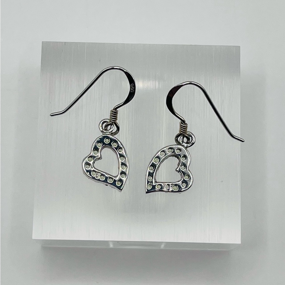 Elegant Natural Peridot Silver Dangle Earrings - Picture 5 of 5